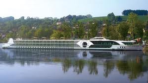 river boat Tauck A