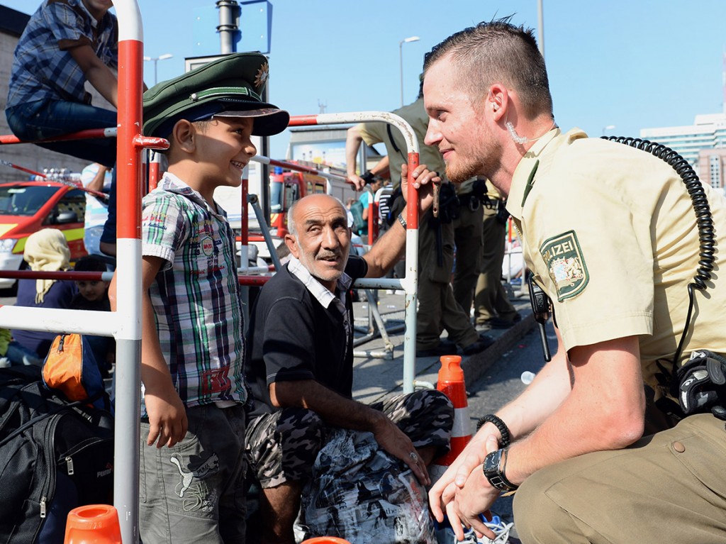 refugees-germany-volunteers-donations